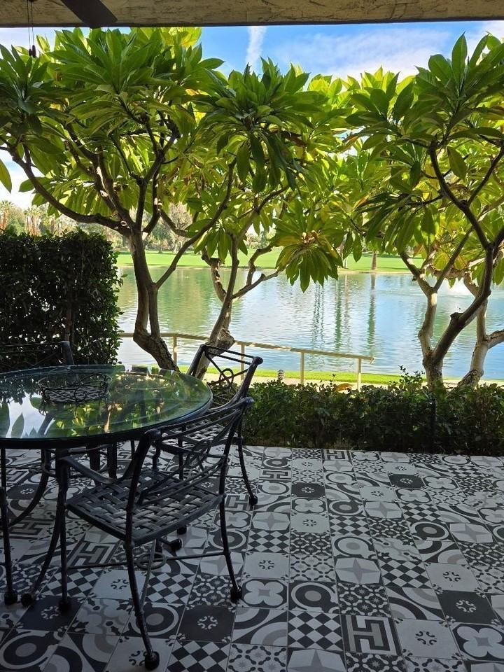 910 Island Dr Apt 113 #113 - Photo 2 of 40