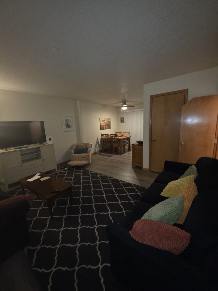 23143 Ne Arata Rd #B - Photo 2 of 16