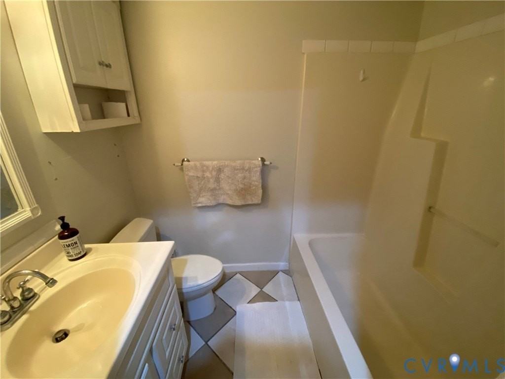 7622 Yarmouth Dr Unit B #B - Photo 6 of 12