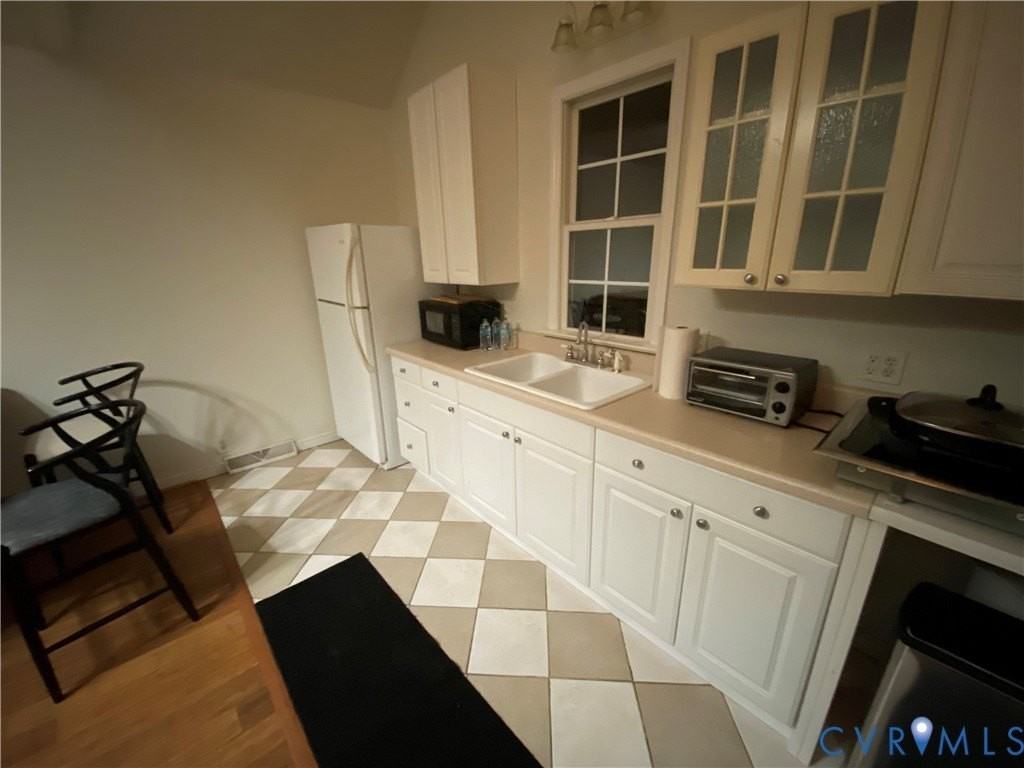 7622 Yarmouth Dr Unit B #B - Photo 7 of 12