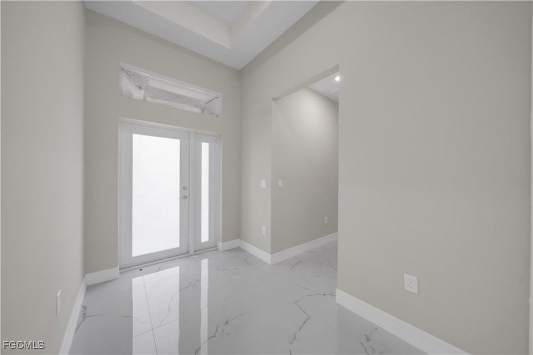 543 Mcarthur Blvd - Photo 5 of 23