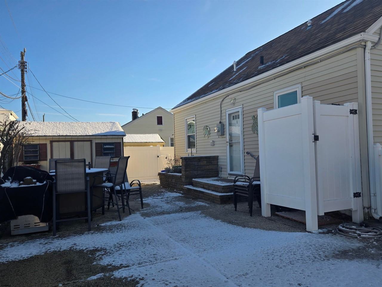 231 N Wyoming Ave - Photo 7 of 8