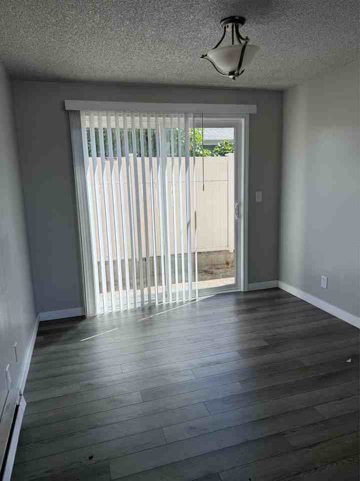 491 Northwest Barbur BoulevardUnit 2 #2 - Photo 3 of 11