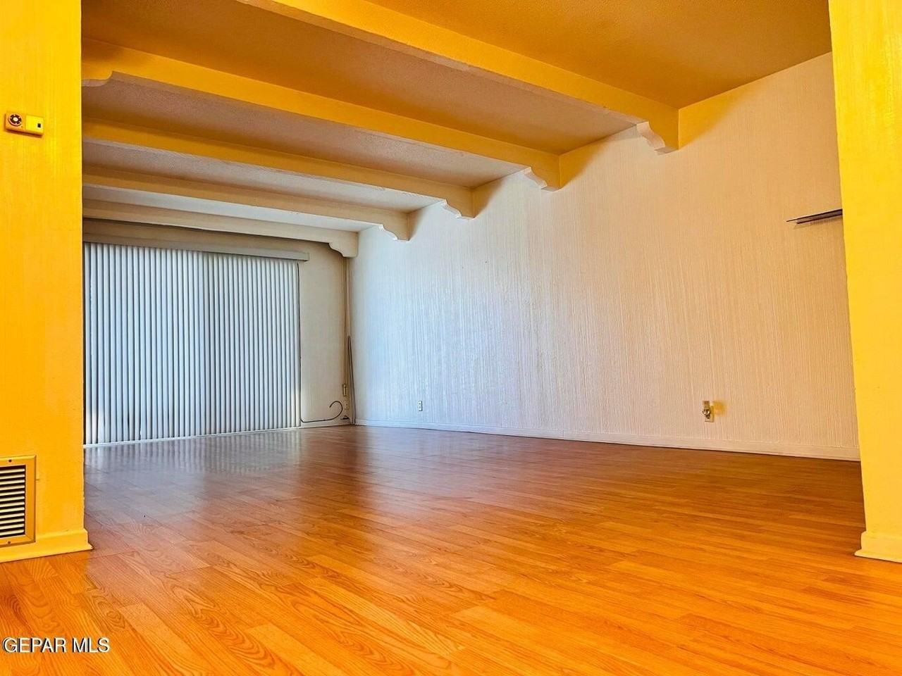 252 Shadow Mountain Dr Unit 12 #12 - Photo 7 of 44