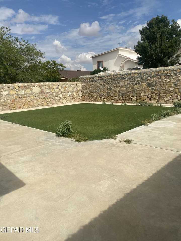 3280 Mike Godwin Dr - Photo 7 of 7