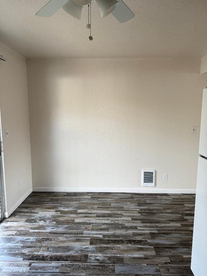 3148 W Harvard Ave #C - Photo 3 of 5