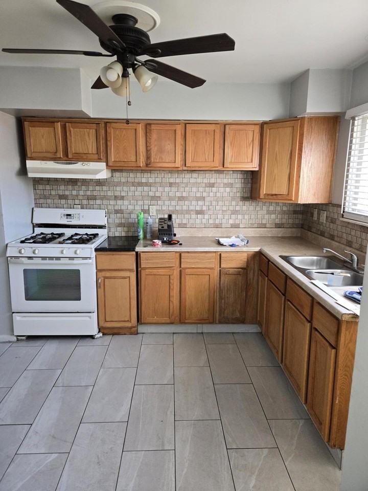 27294 W Pleasant Ridge St - Photo 7 of 32