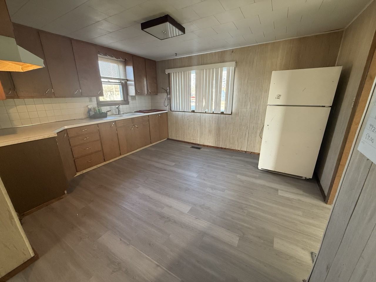 1230 E 6th Ave #1 - Photo 2 of 12