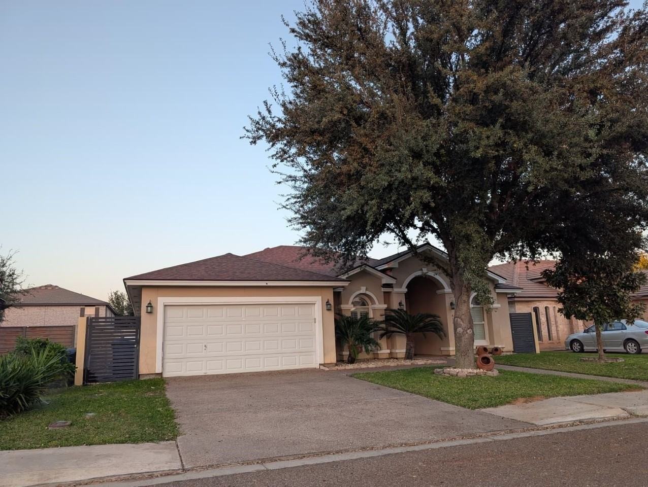 415 Starling Creek Loop - Photo 3 of 33