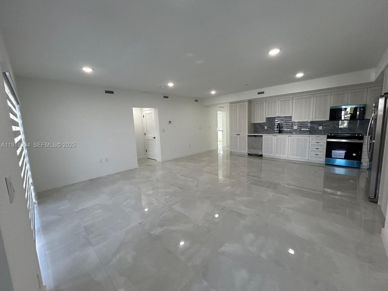 14568 Sw 261st Ter #2 - Photo 5 of 22