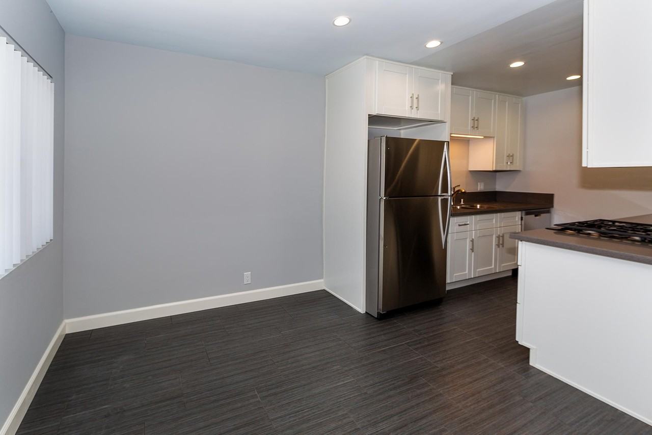 905 Garfield - Photo 2 of 12