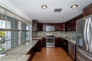 625 Oaks Dr #503 - Photo 1 of 1