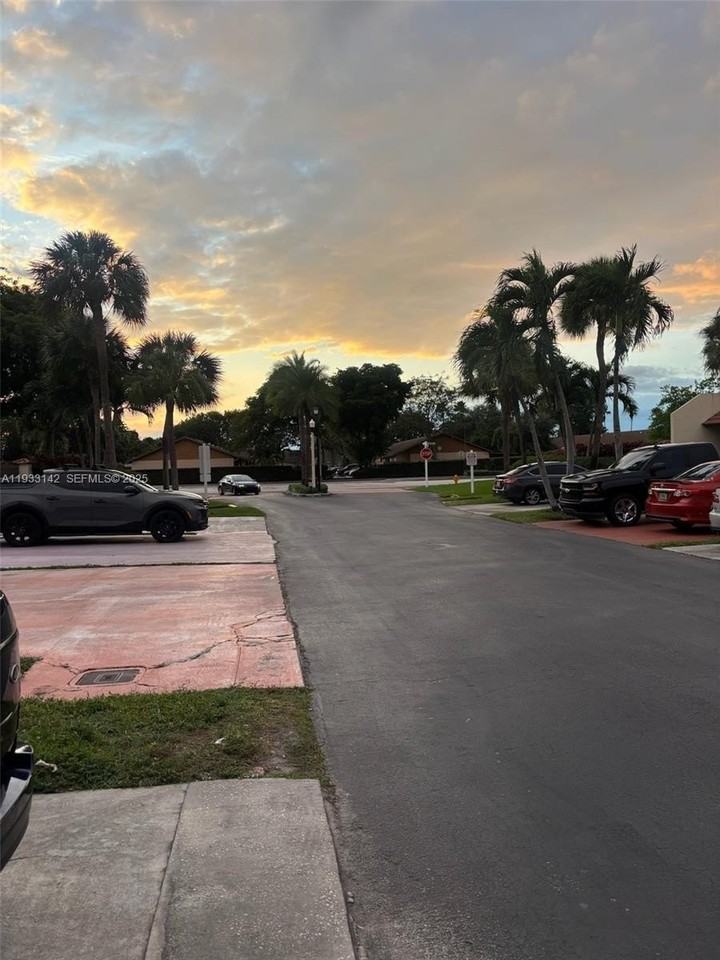 6460 Nw 192nd Ter #6460 - Photo 2 of 41