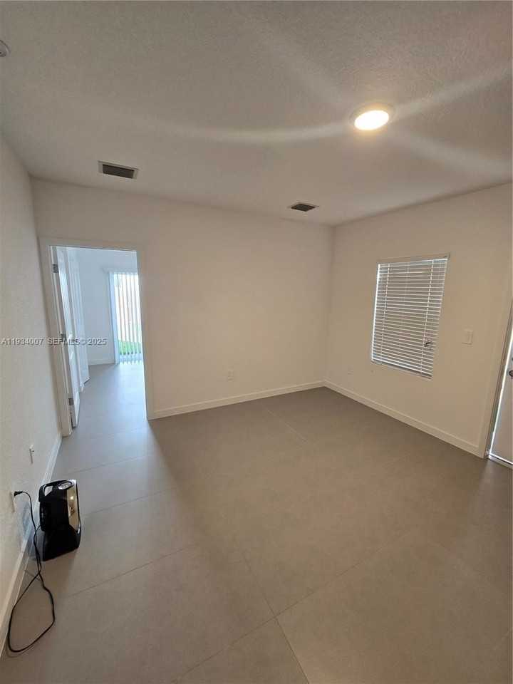 13357 Sw 274th St #SIDE - Photo 6 of 12