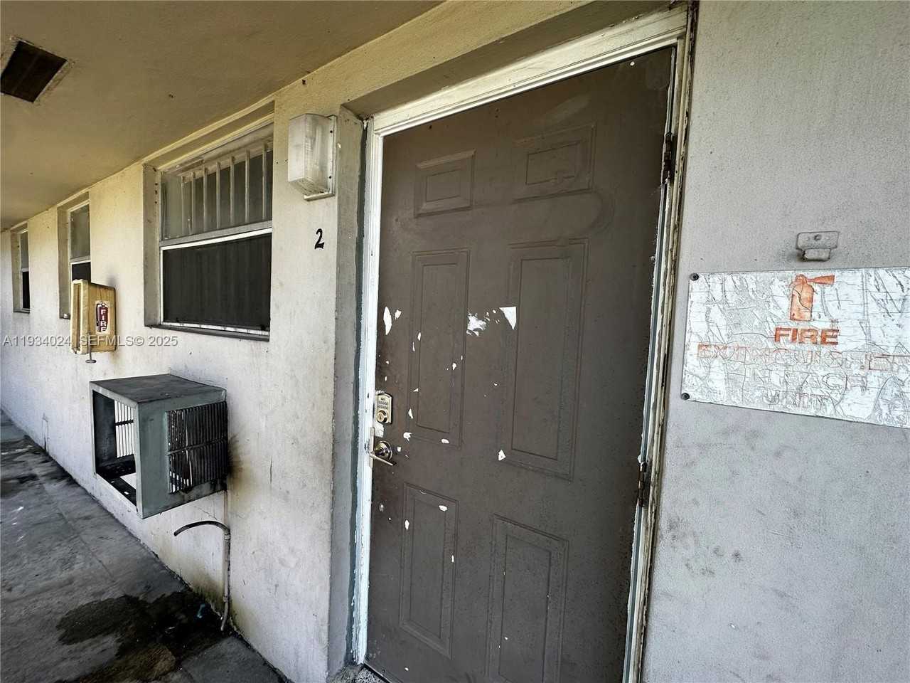 3100 Nw 135th St #2 - Photo 7 of 7