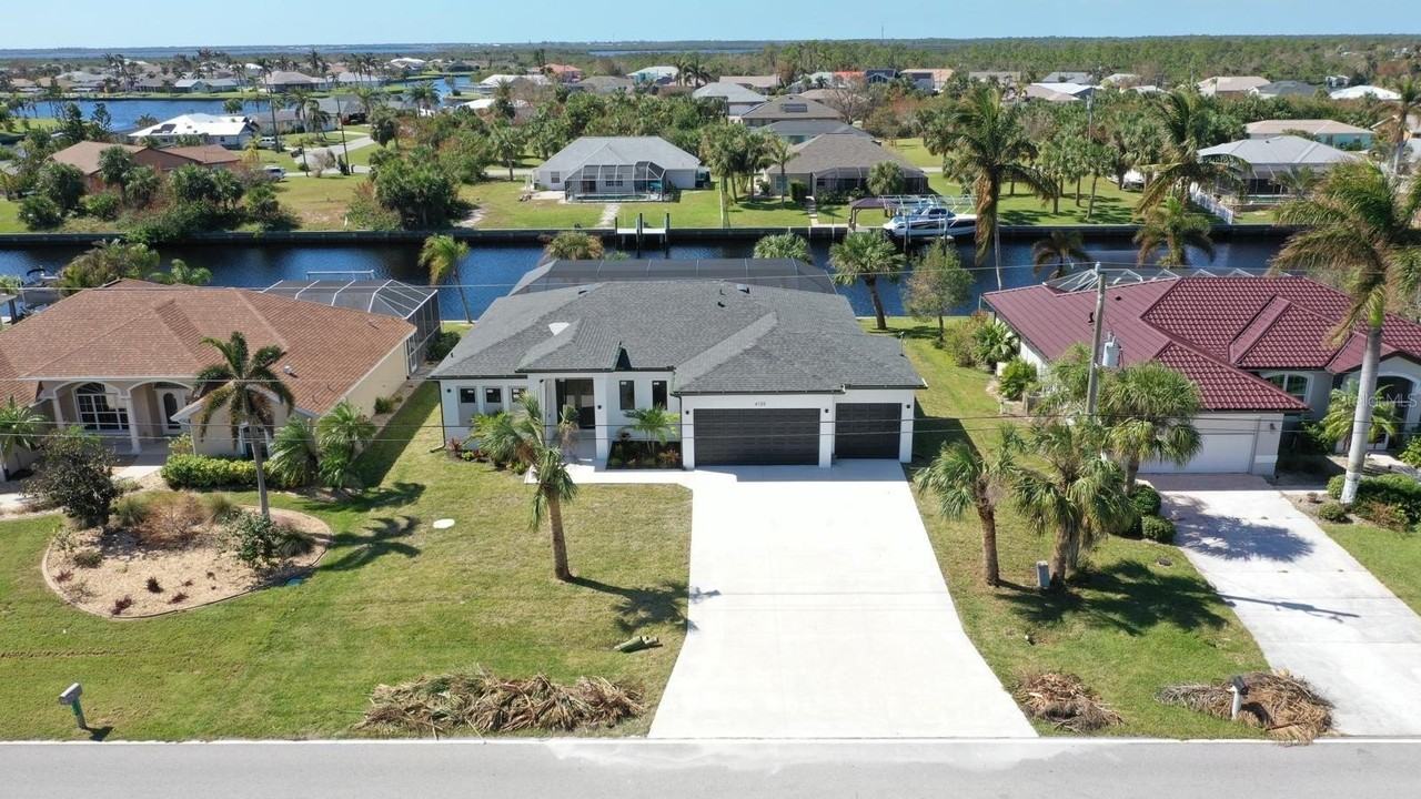 4129 Flamingo Blvd - Photo 4 of 39