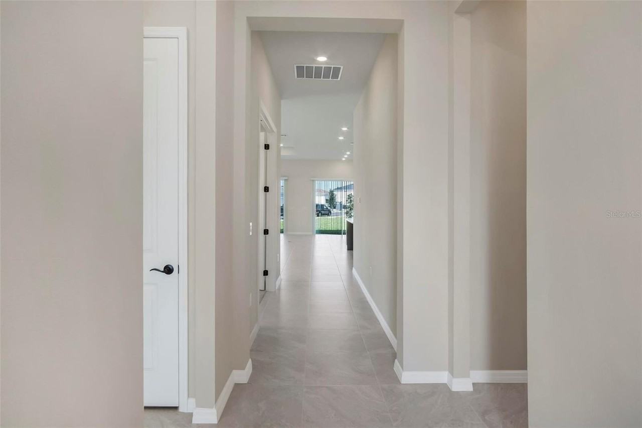 10366 Parkview Reserve Ln - Photo 4 of 16