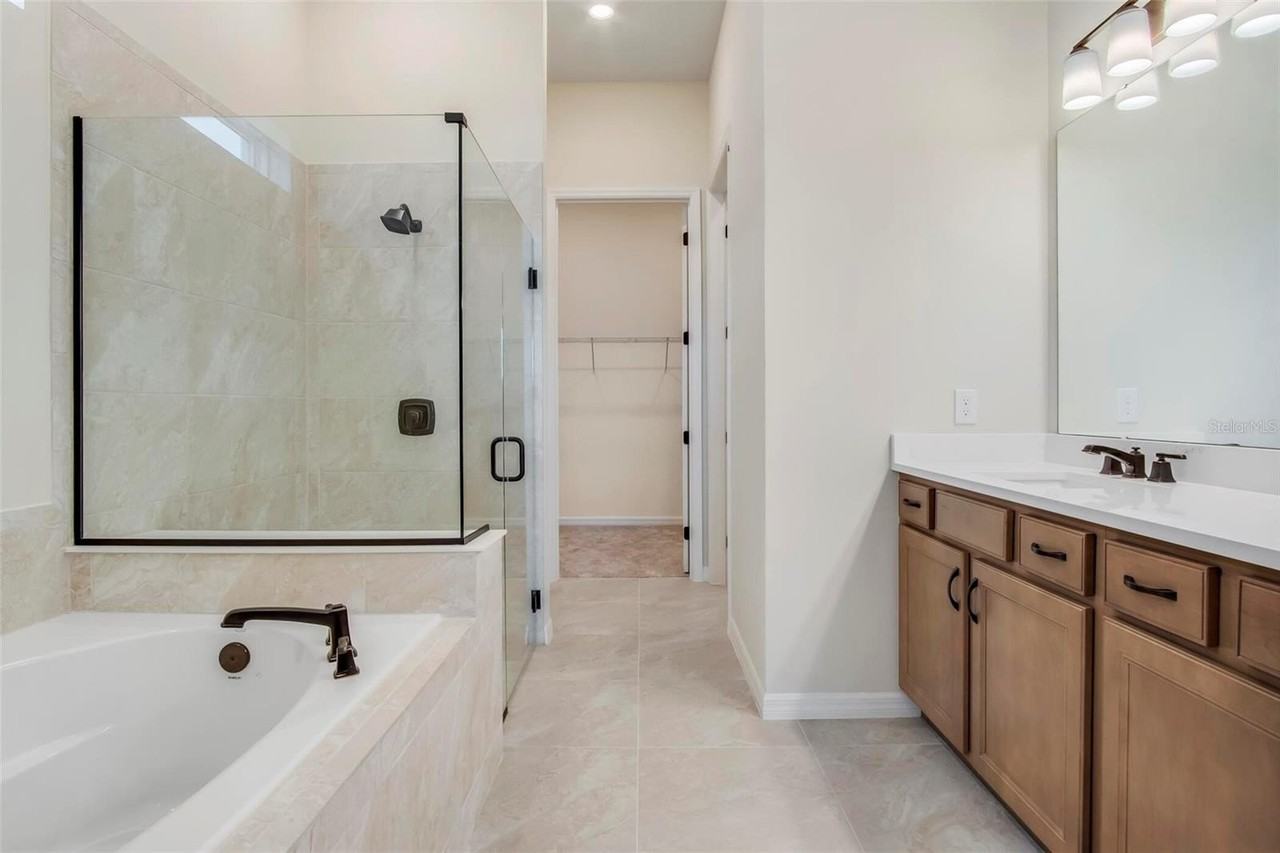 10366 Parkview Reserve Ln - Photo 6 of 17