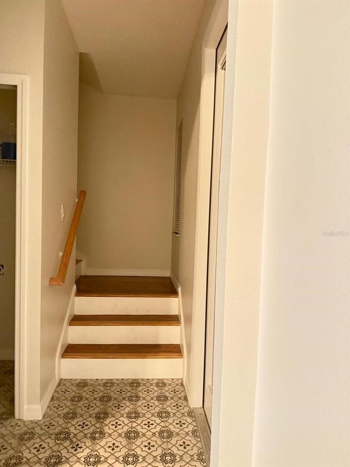 4132 Hunters Park Ln - Photo 7 of 16