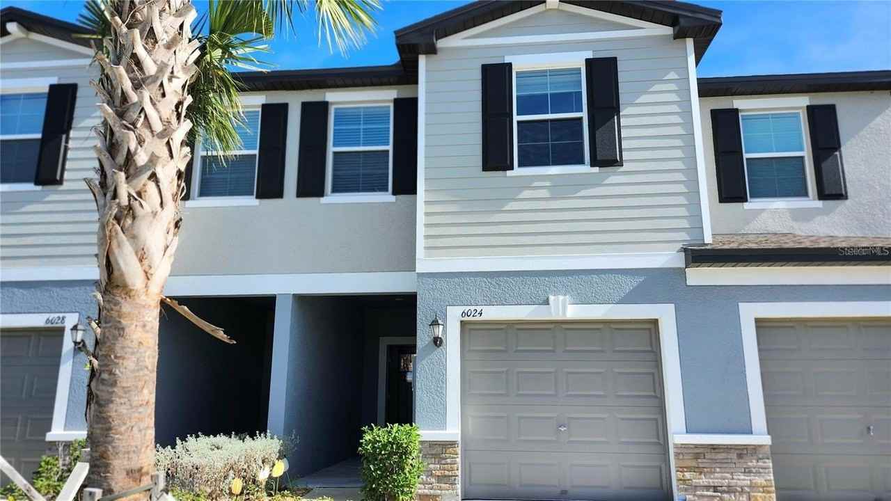 6024 Shiner St - Photo 3 of 50