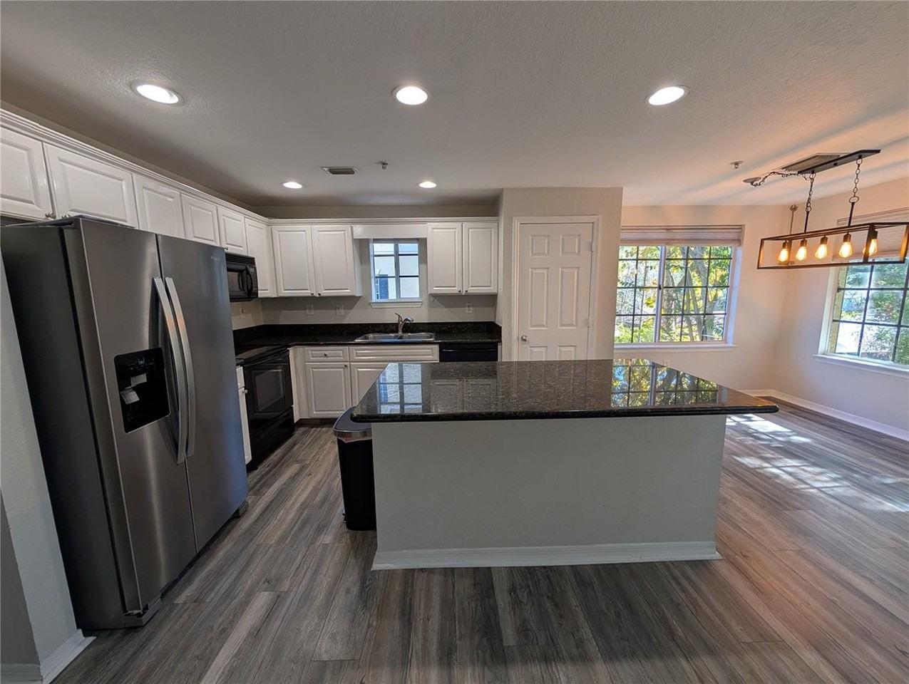 5202 Hampton Beach Pl - Photo 3 of 31