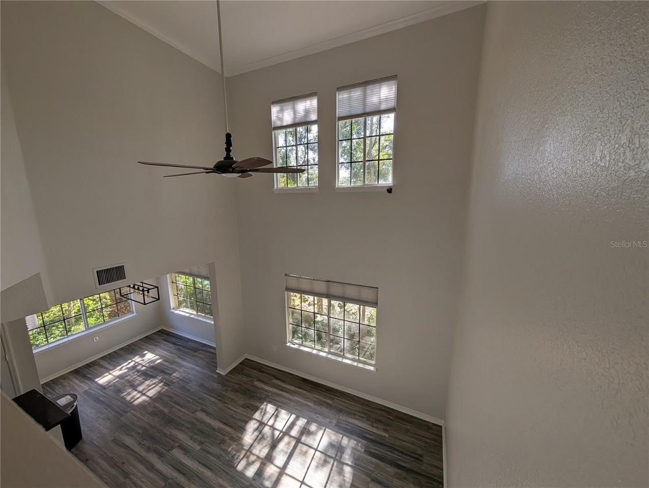 5202 Hampton Beach Pl - Photo 6 of 31