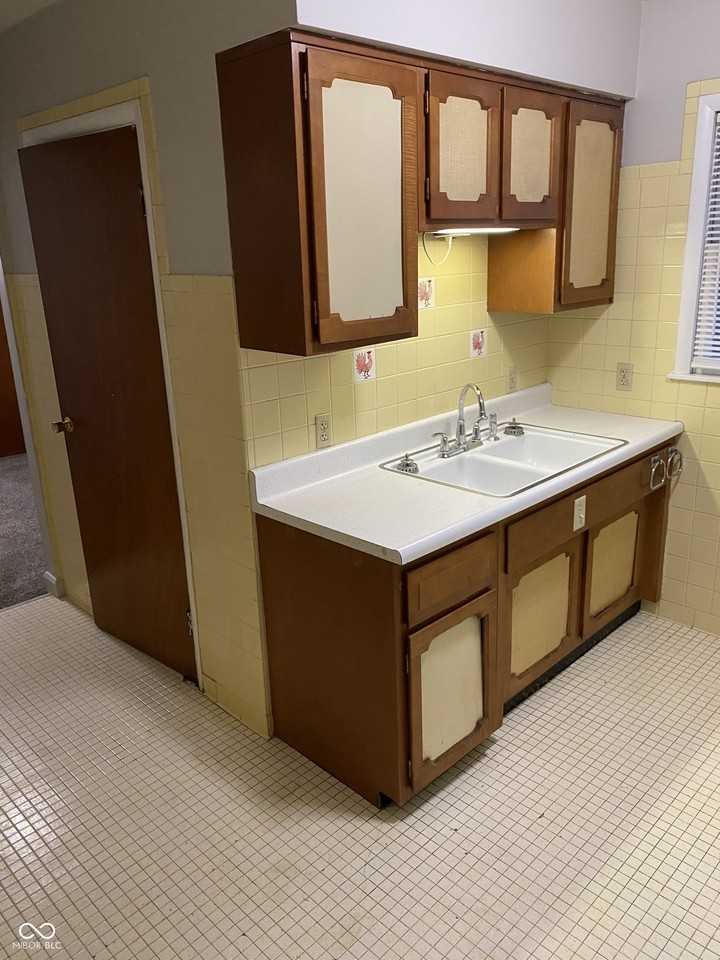 5358 Winthrop Ave - Photo 6 of 15