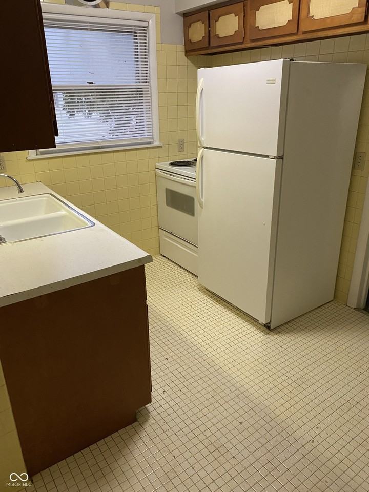 5358 Winthrop Ave - Photo 7 of 15