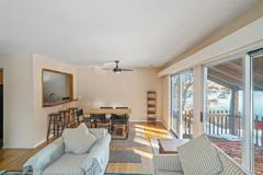 22 Pine Ct Uppr Level - Photo 1 of 1