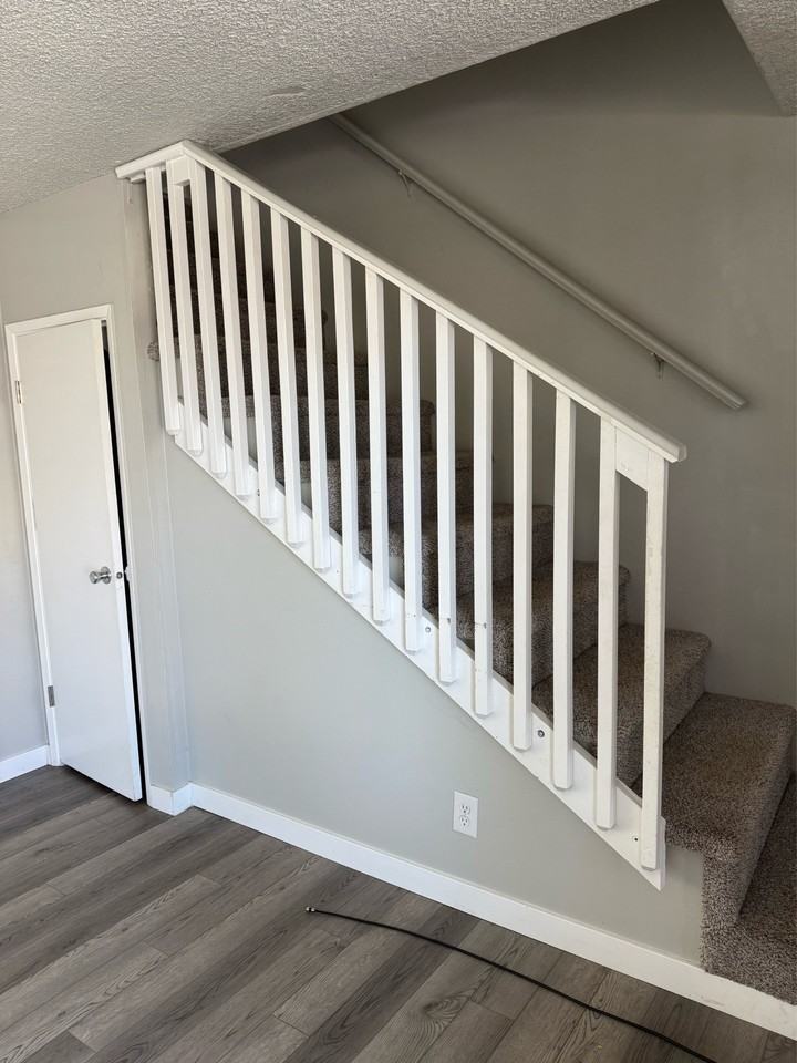 491 Barbur - Photo 2 of 11