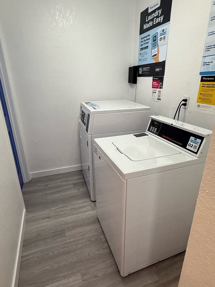 744 SE Jackson St. - Photo 6 of 17