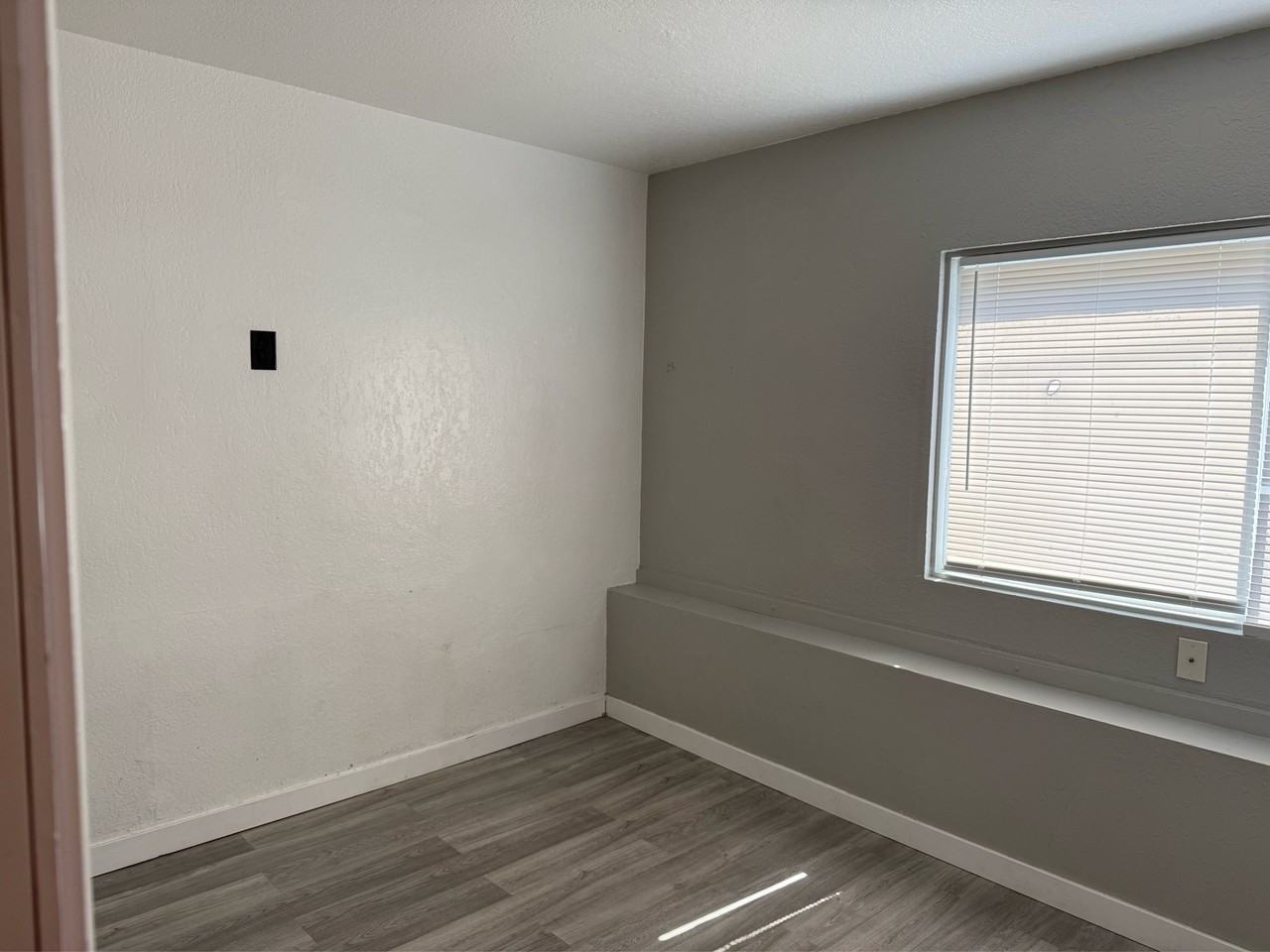 744 SE Jackson St. - Photo 7 of 17