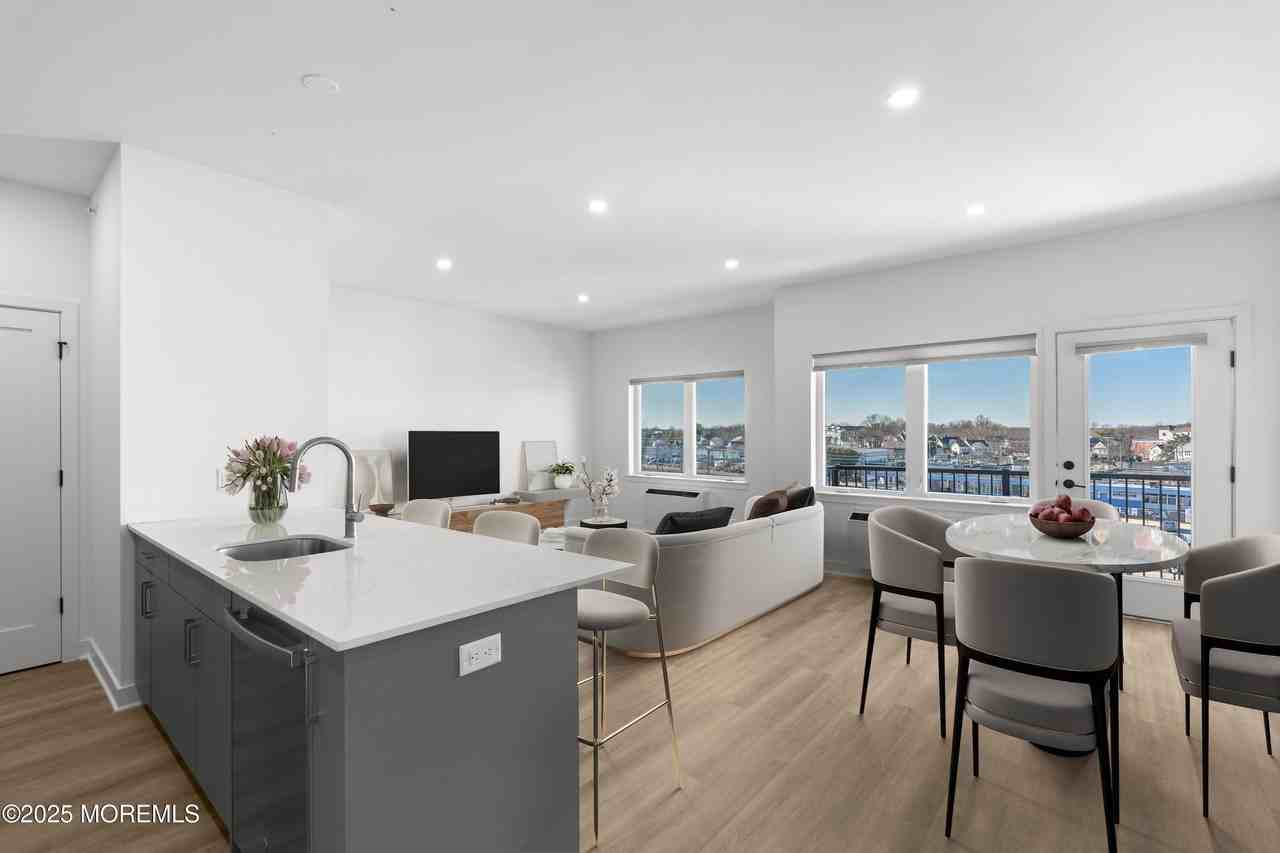 180 Morris Ave Unit 502 #502