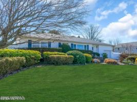 featured image of 70 Avery Ave