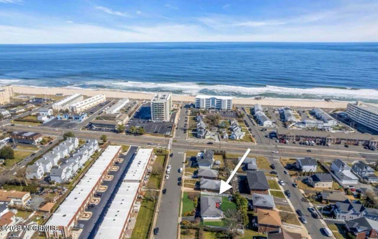 70 Avery Ave - Photo 3 of 21