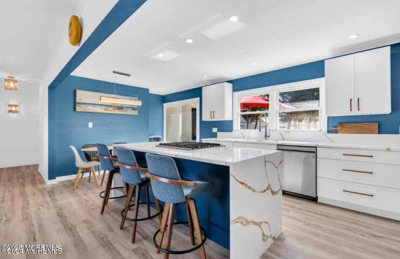 70 Avery Ave - Photo 4 of 21