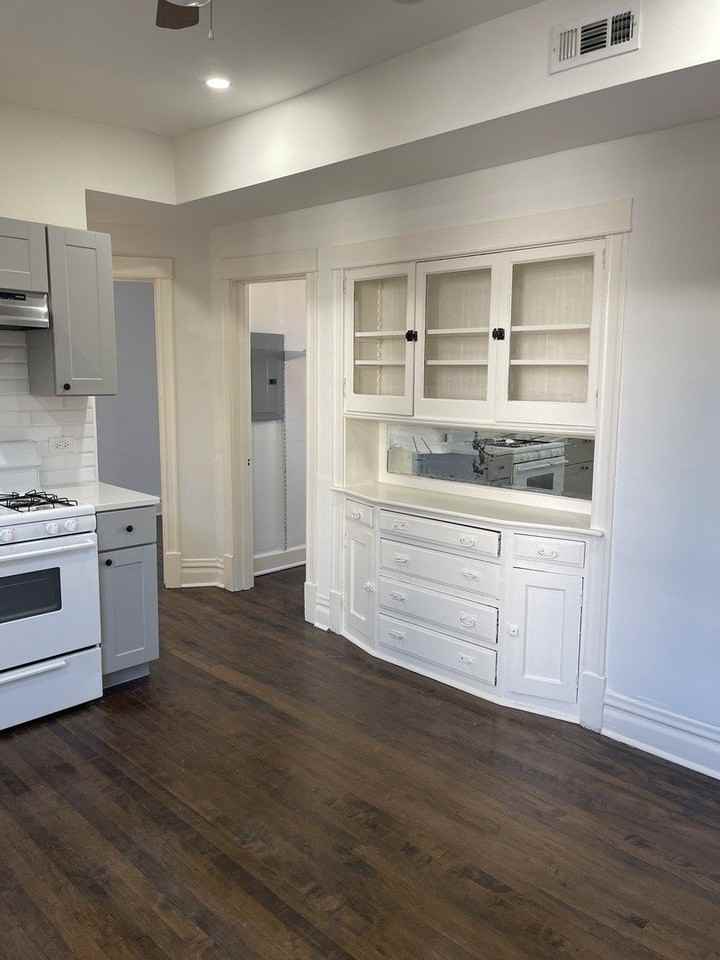 3707 W Augusta Blvd Unit 1r #1R - Photo 3 of 15