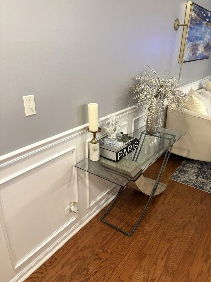 549 Springbrook Trl N - Photo 3 of 35