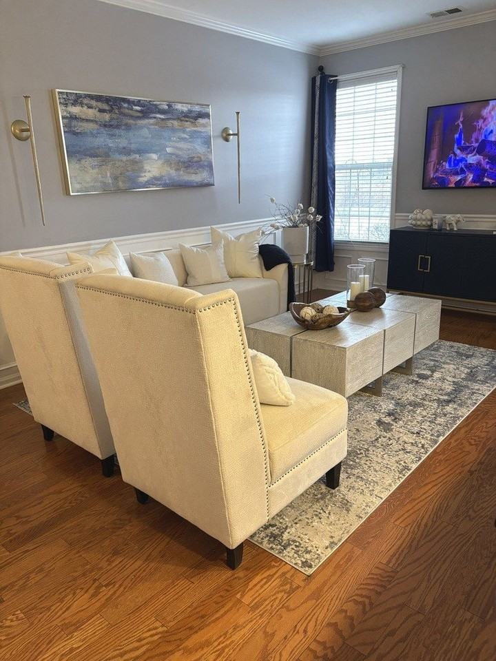 549 Springbrook Trl N - Photo 5 of 35