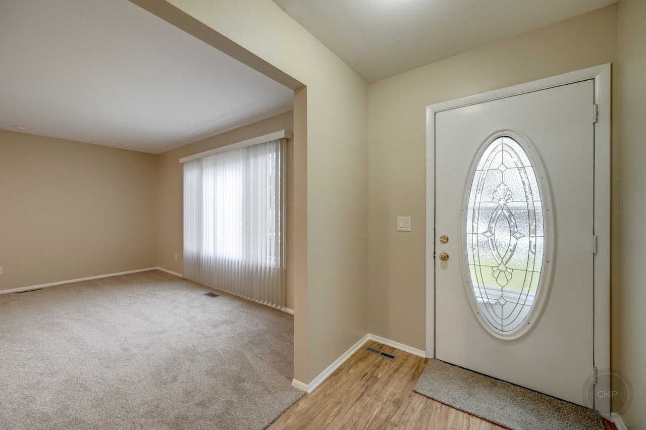 46 Ingleshire Rd - Photo 3 of 37