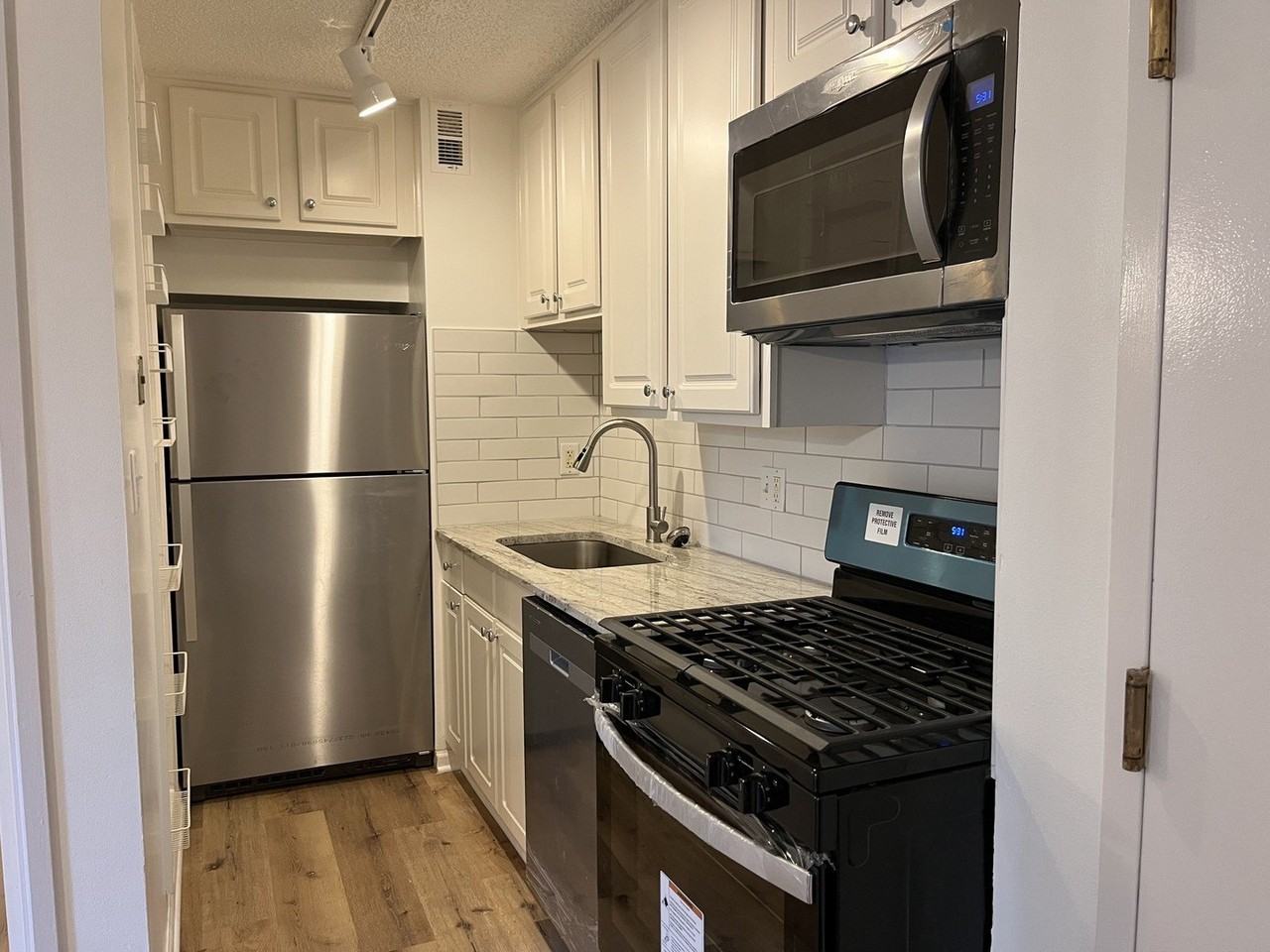 1750 N Marywood Ave Apt 109 #109 - Photo 2 of 13