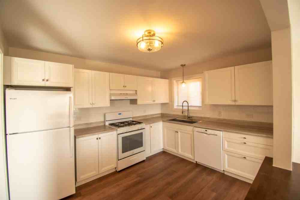 14949 Lakeview Dr Apt 306 #306 - Photo 7 of 19