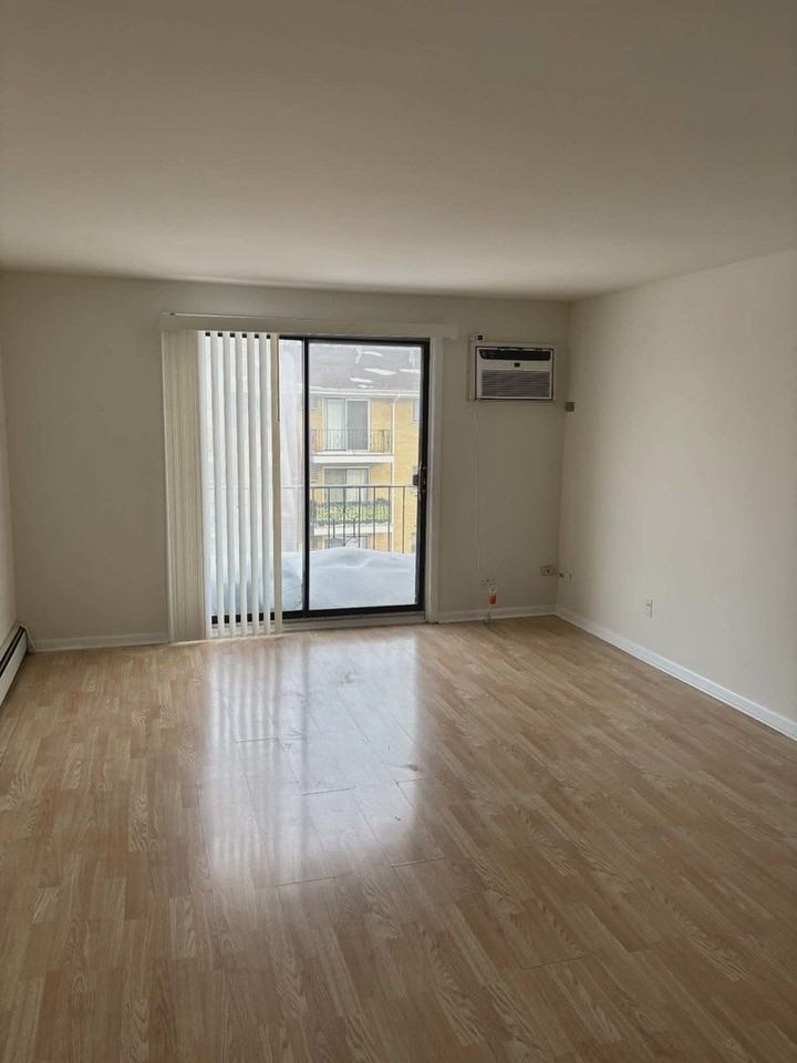 200 Madison St Unit 3b #3B - Photo 2 of 5