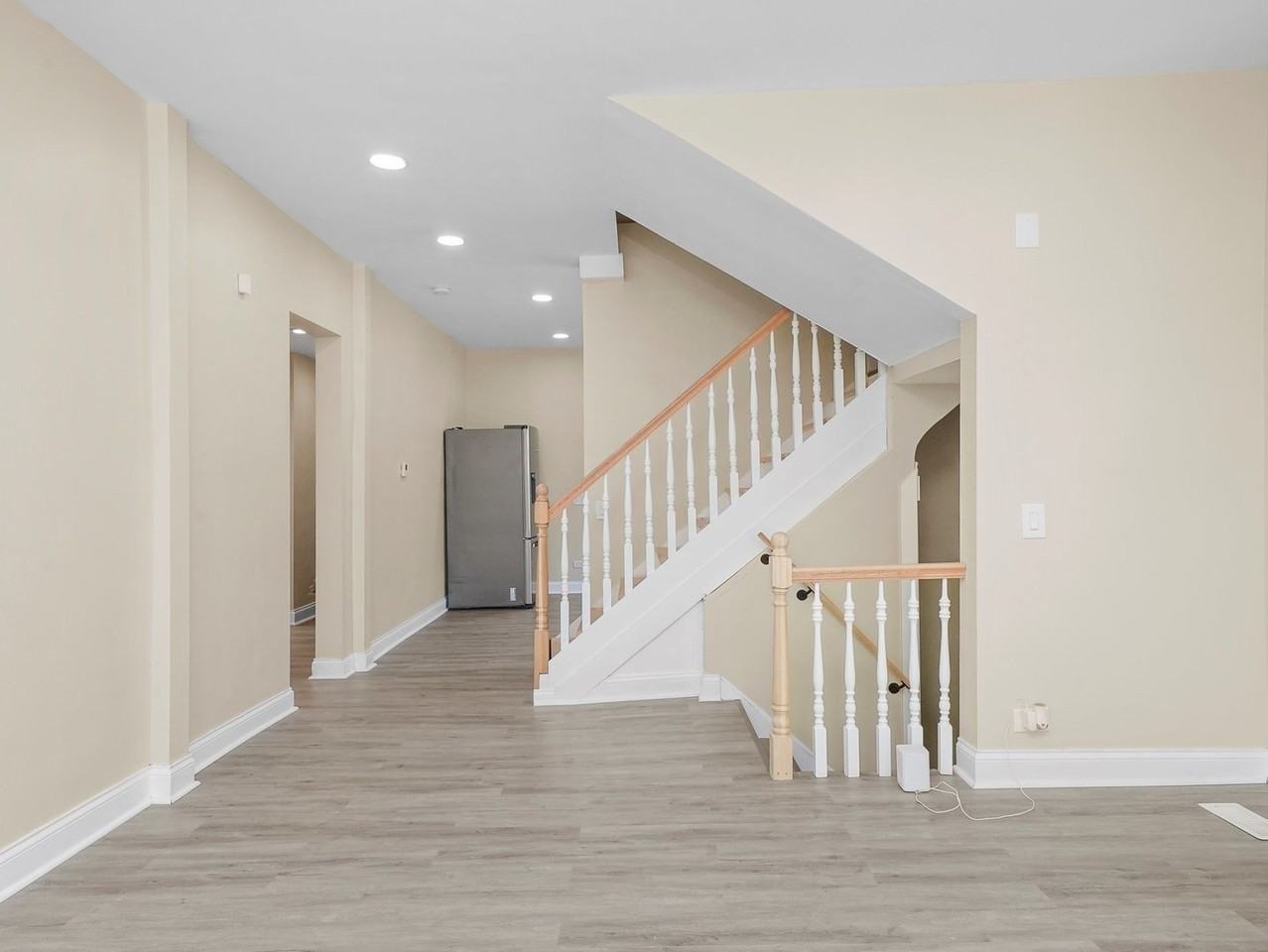 811 S 7th Ave - Photo 7 of 20