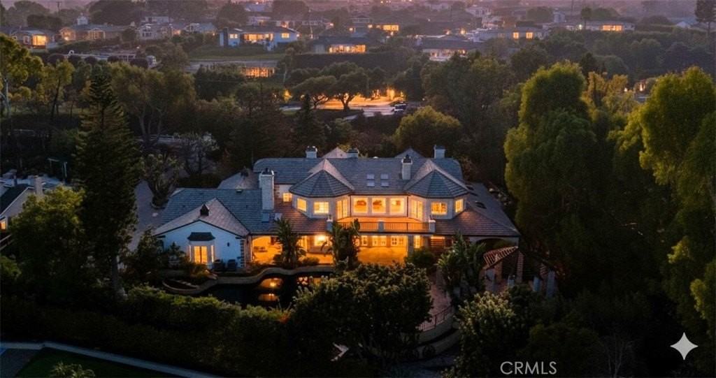 4609 Palos Verdes Dr N - Photo 2 of 50