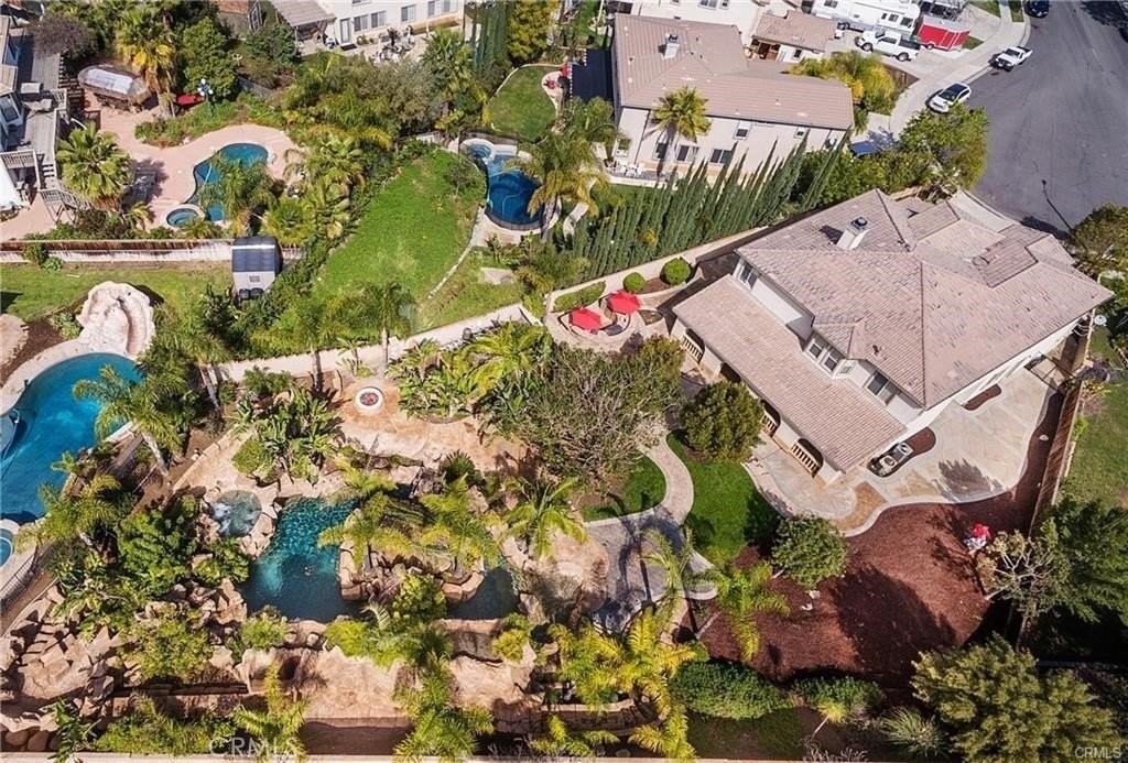 3188 Brunstane Cir - Photo 3 of 35