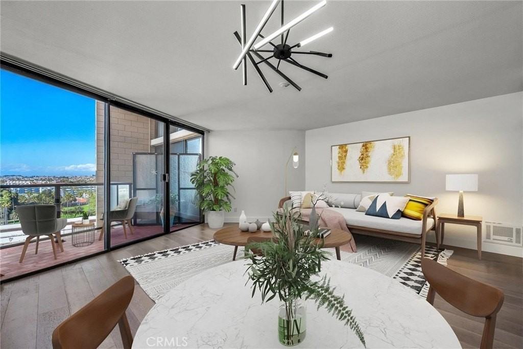 531 Esplanade #903 - Photo 2 of 26