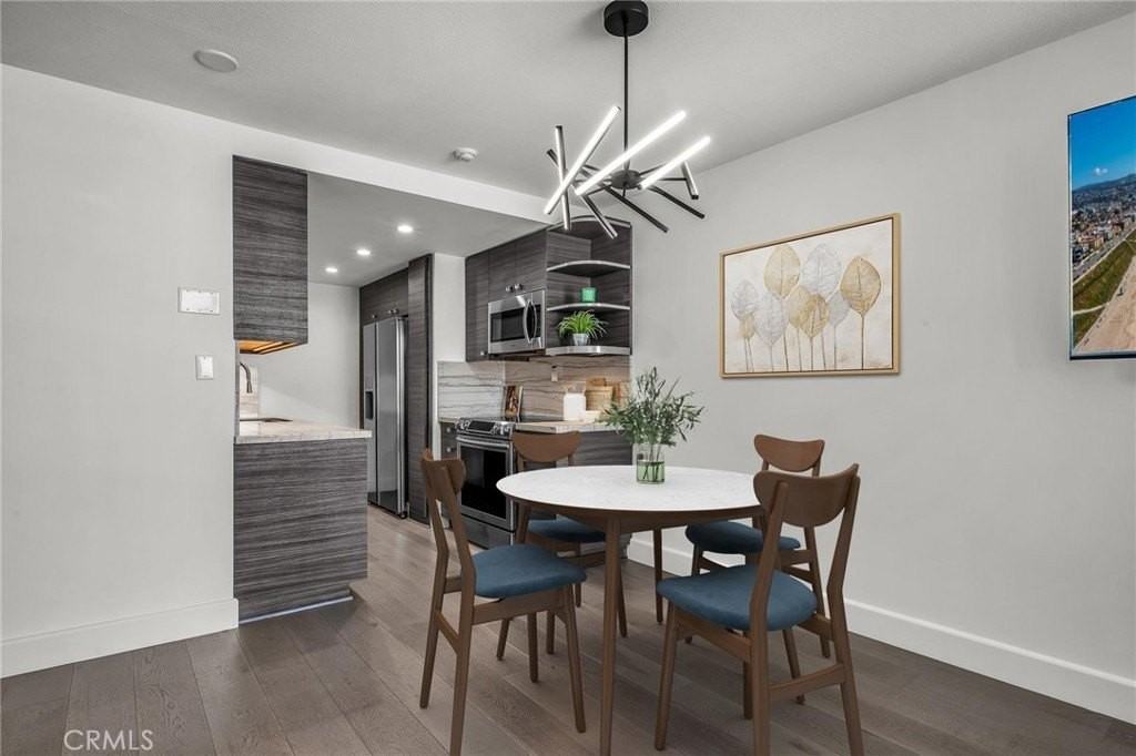 531 Esplanade #903 - Photo 5 of 26