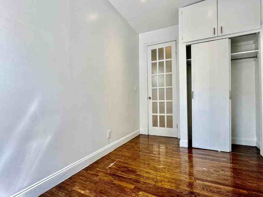 523 W 135th St - Photo 5 of 10