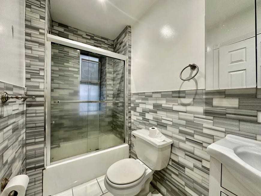 523 W 135th St - Photo 7 of 10